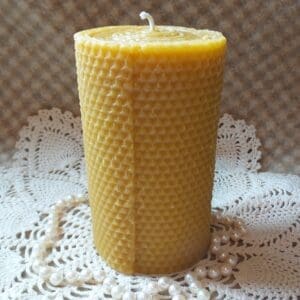 Beeswax Candle Large Rolled-Look Pillar