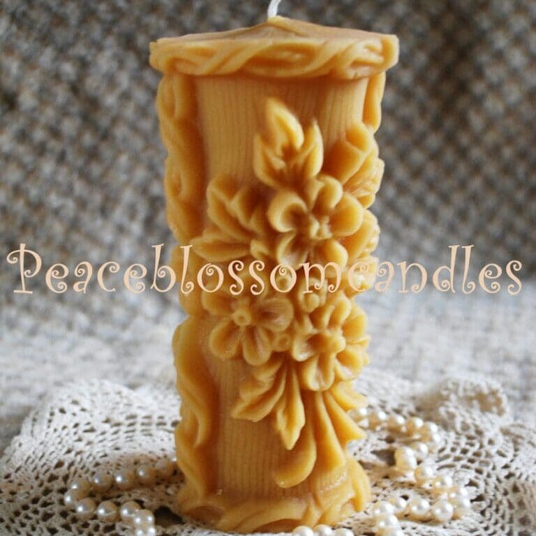 Raised-Flower-Design-Pillar-1